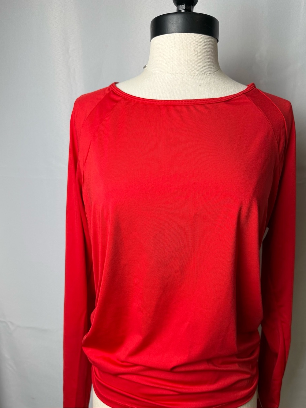 Halara Red Open Back Long Sleeve Top Ruched Hem Athleisure Size Small NWT